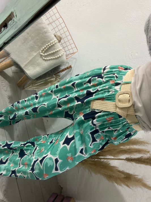 Pantalonas estampado flores verde e azul com cinto