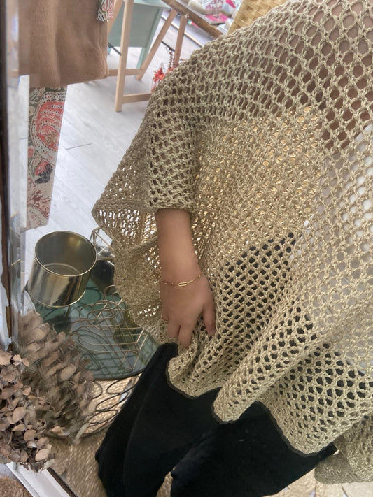 Túnica de crochet con malla de lurex calada