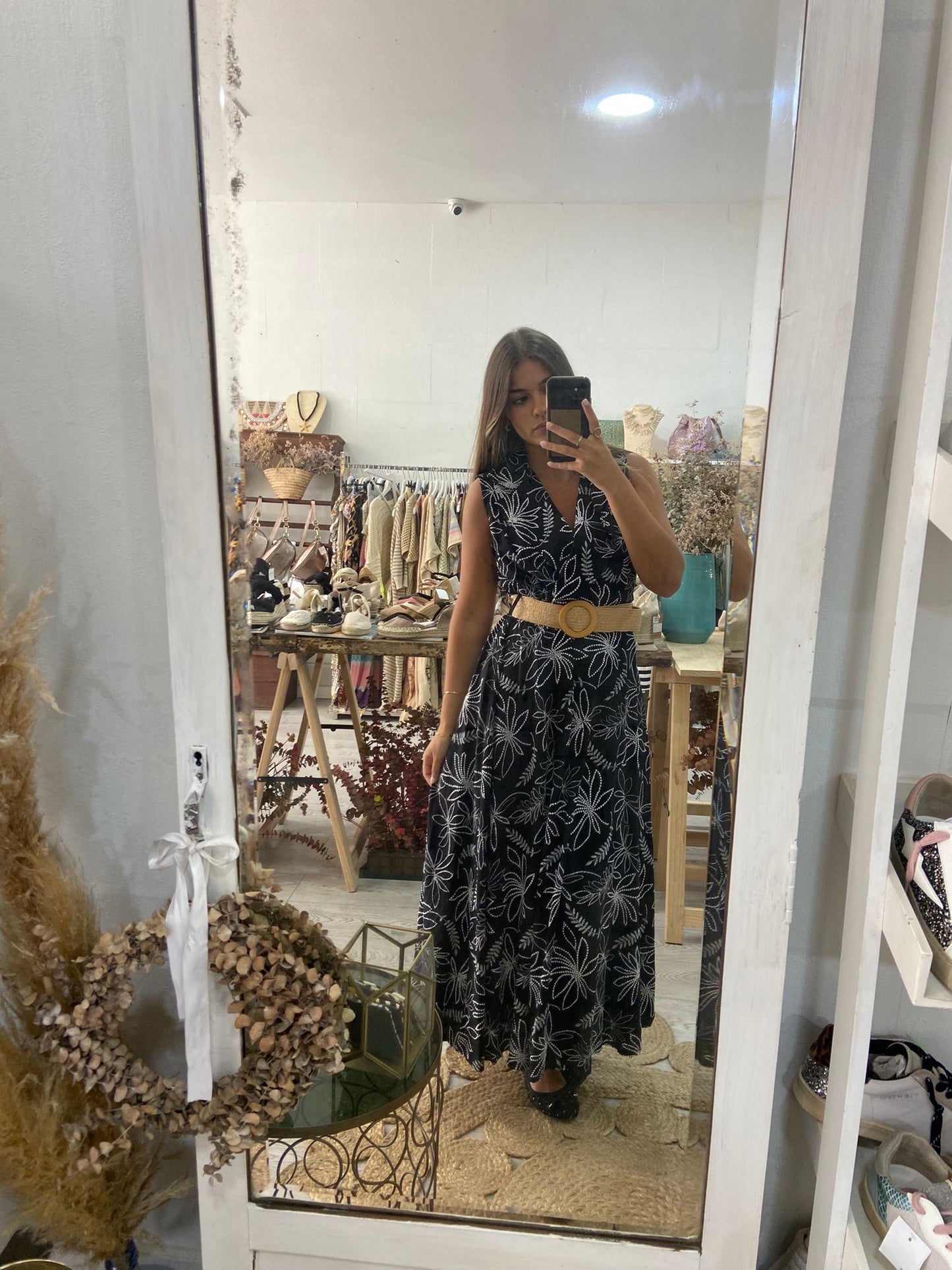 Vestido rosa floral decote cruzado