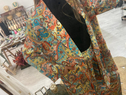 Conjunto Kimono e calças estampado étnico laranja/turquesa