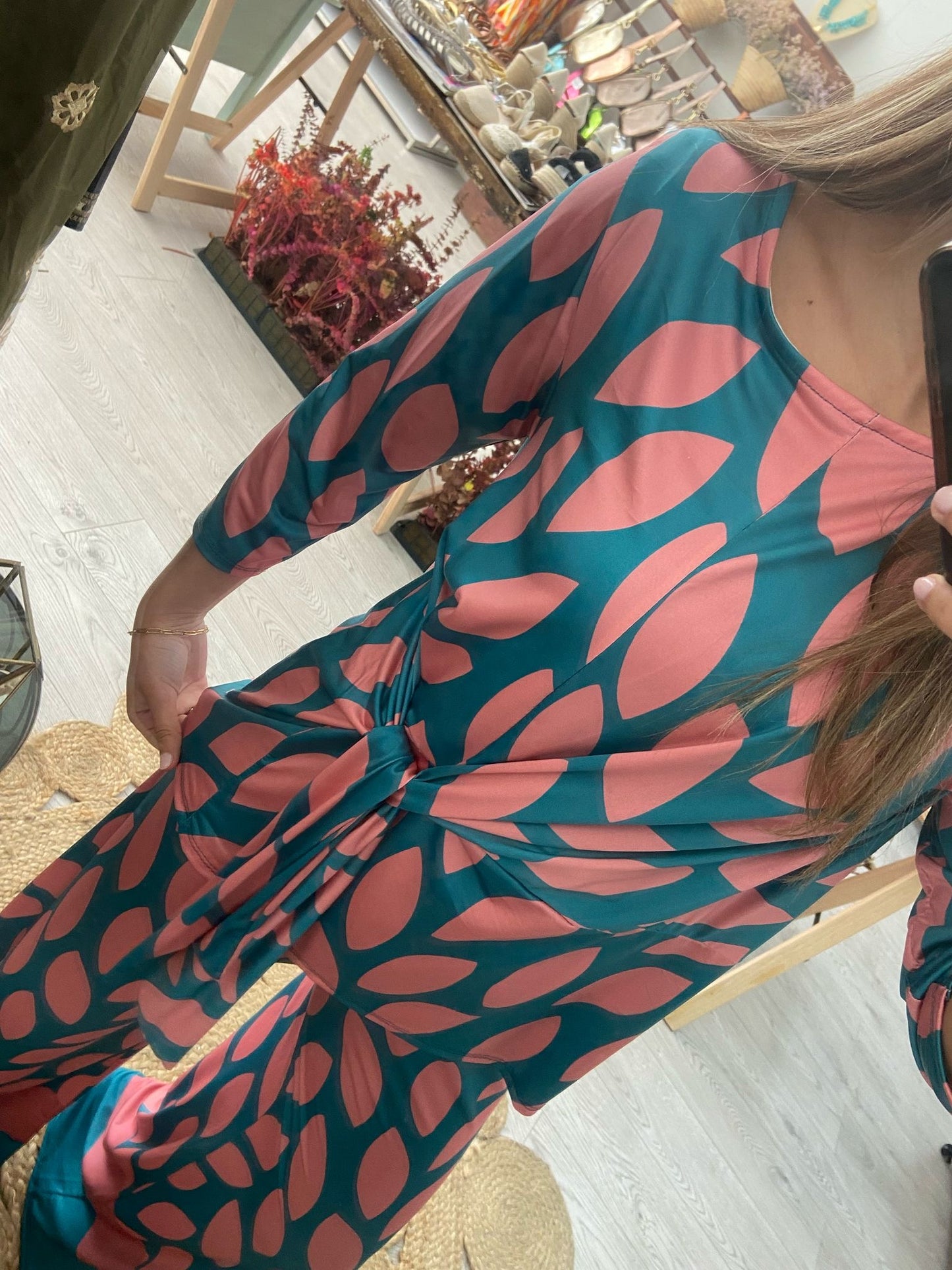 Conjunto estampado esmeralda /rosa nó na cintura