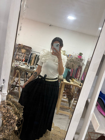 Saia preta com elástico dourado lurex