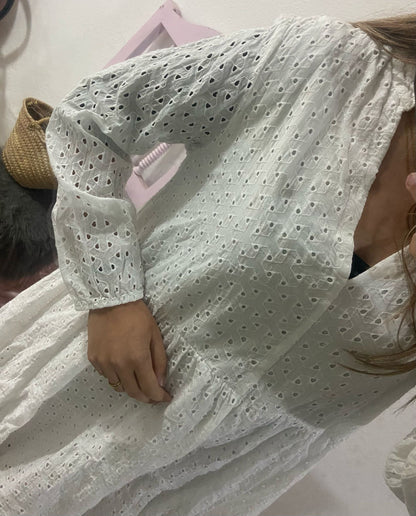 Vestido bordado inglês caqui