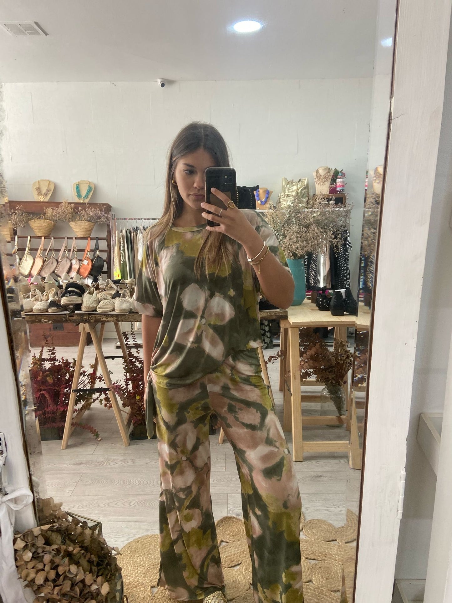 Conjunto manchado castanho/laranja