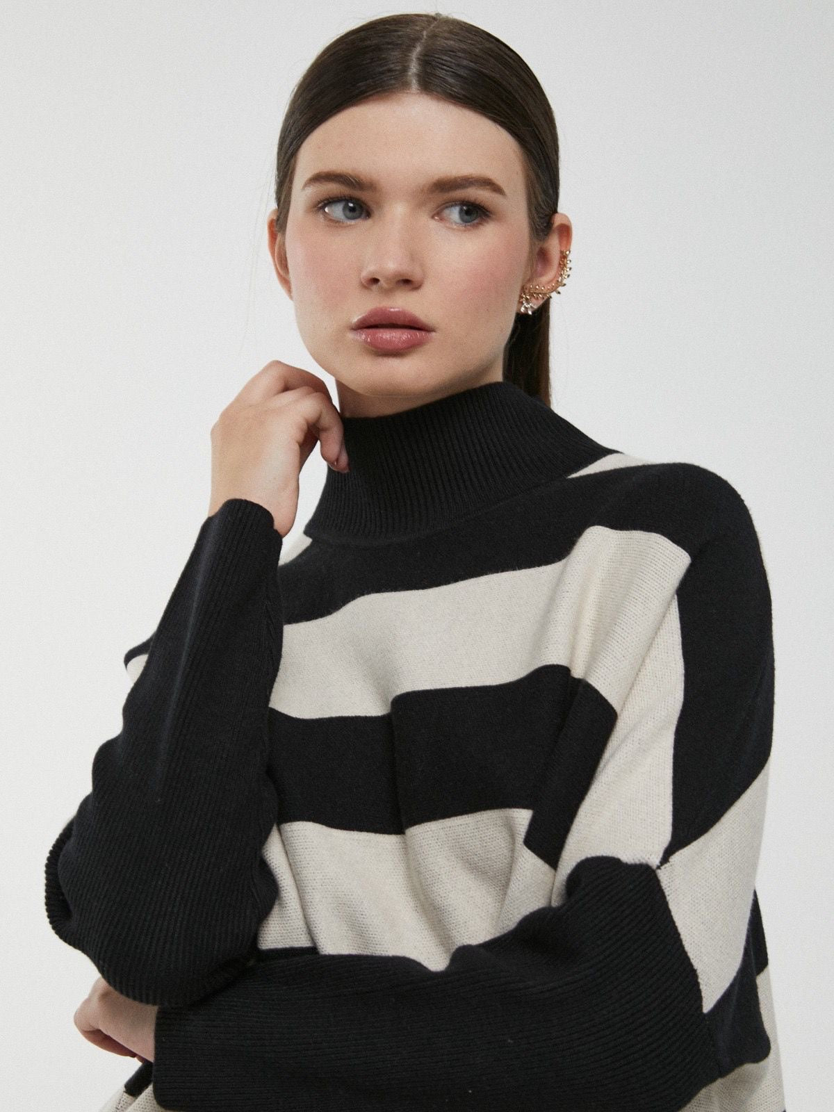 Camisola riscas meia gola