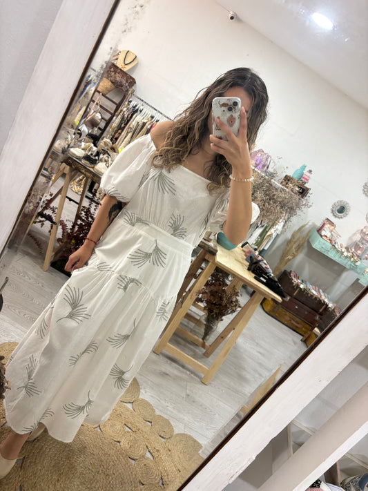 Vestido branco folhas verdes