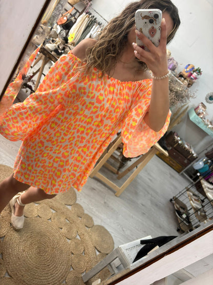 Vestido animal print caqui/laranja ombros elásticos