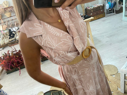 Vestido rosa floral decote cruzado