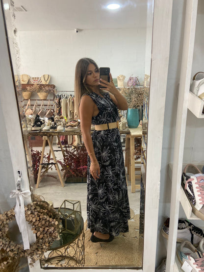 Vestido rosa floral decote cruzado