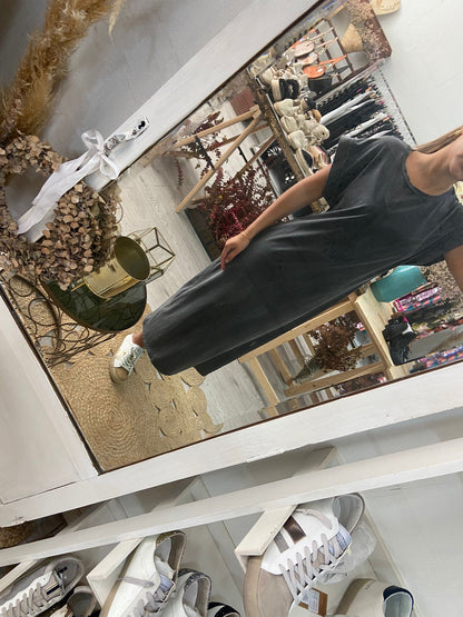 Vestido algodão cinzento com dobras nas mangas