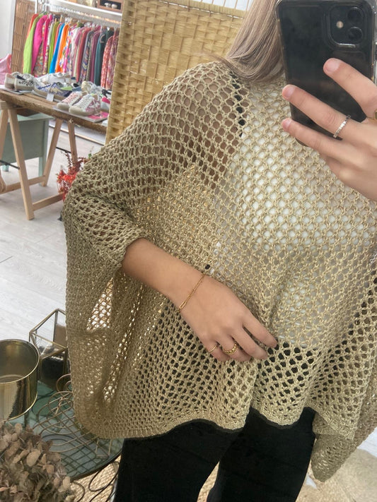 Túnica de crochet con malla de lurex calada